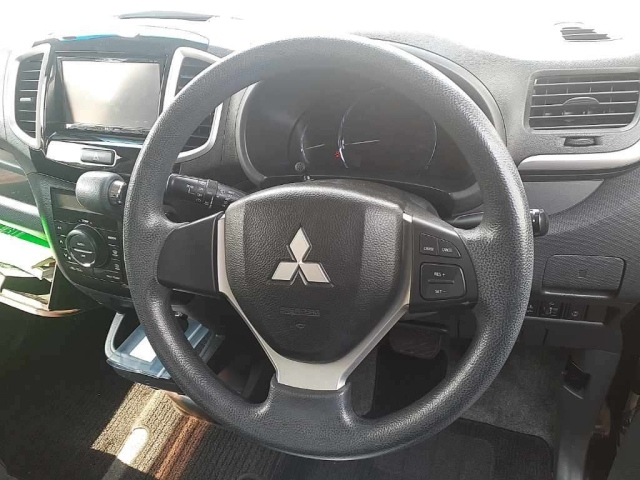 MITSUBISHI DELICA D2 2014