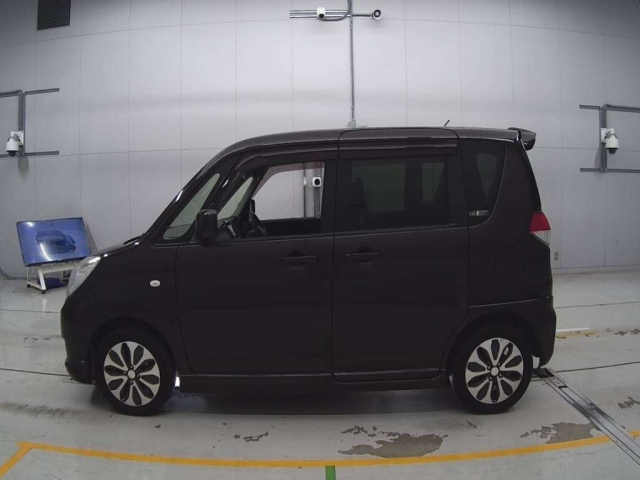 MITSUBISHI DELICA D2 2014