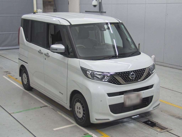 NISSAN ROOX 2020