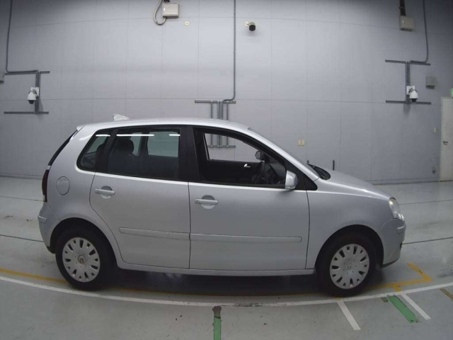 VOLKSWAGEN POLO 2008