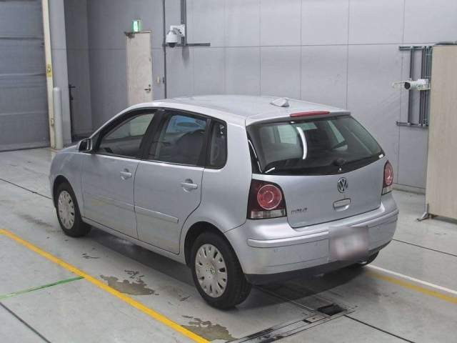 VOLKSWAGEN POLO 2008