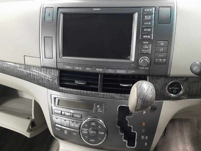 TOYOTA ESTIMA HYBRID 2009