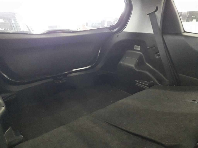 TOYOTA VITZ 2013