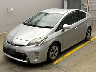 TOYOTA PRIUS 2013