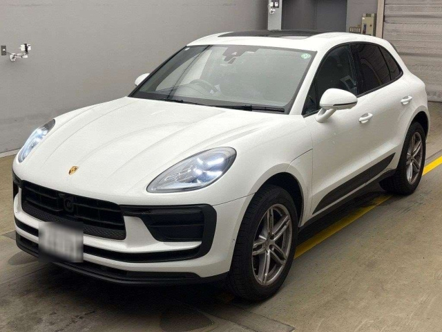 PORSCHE MACAN 2024