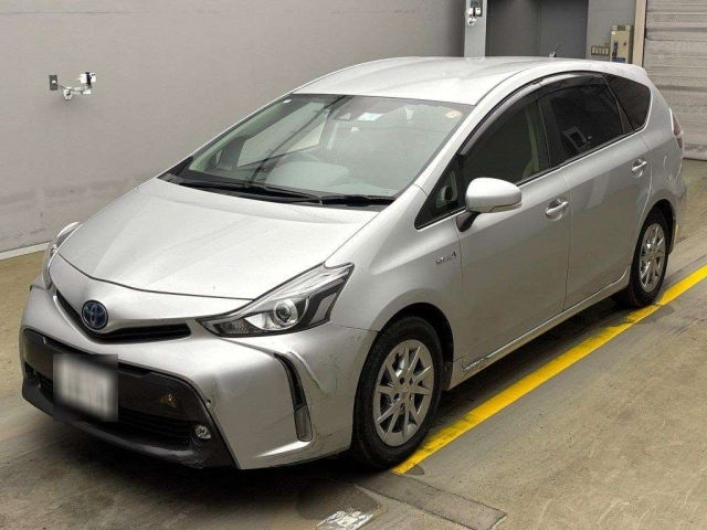 TOYOTA PRIUS ALPHA 2018