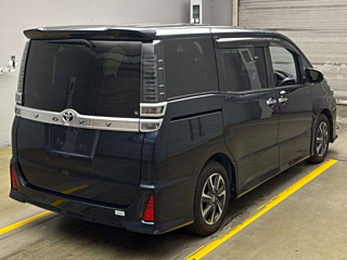 TOYOTA VOXY 2020