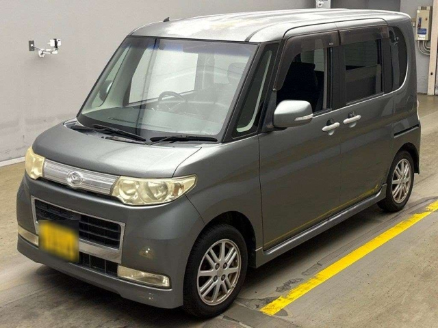 DAIHATSU TANTO 2009