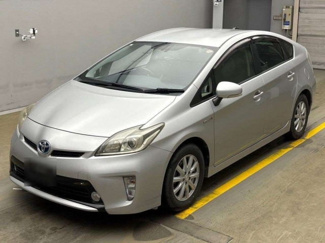 TOYOTA PRIUS 2013