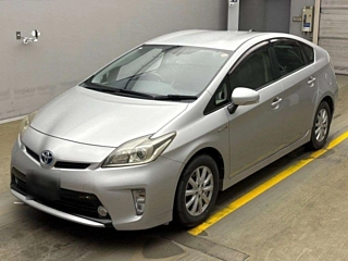 TOYOTA PRIUS 2013