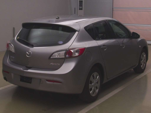 MAZDA AXELA 2010