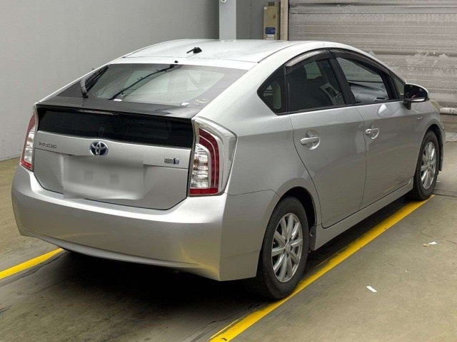 TOYOTA PRIUS 2013