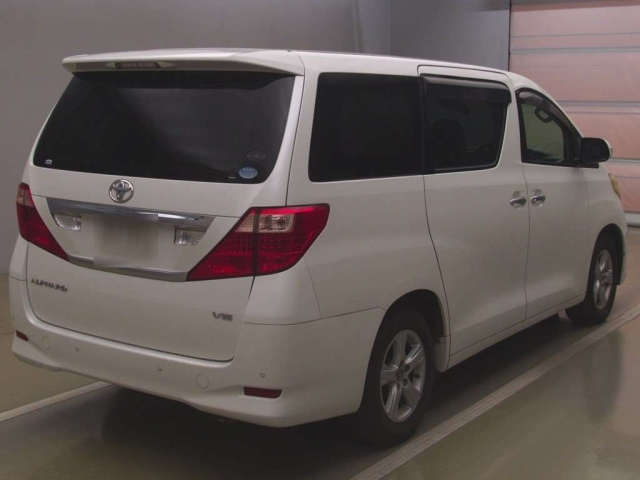 TOYOTA ALPHARD 2010