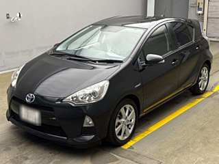 TOYOTA AQUA 2013