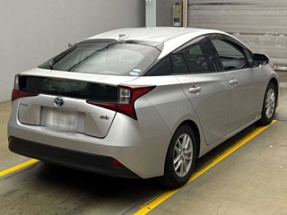 TOYOTA PRIUS 2019
