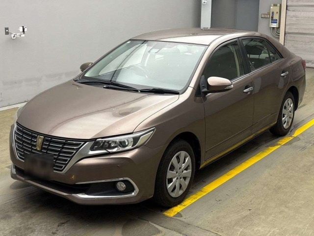 TOYOTA PREMIO 2020