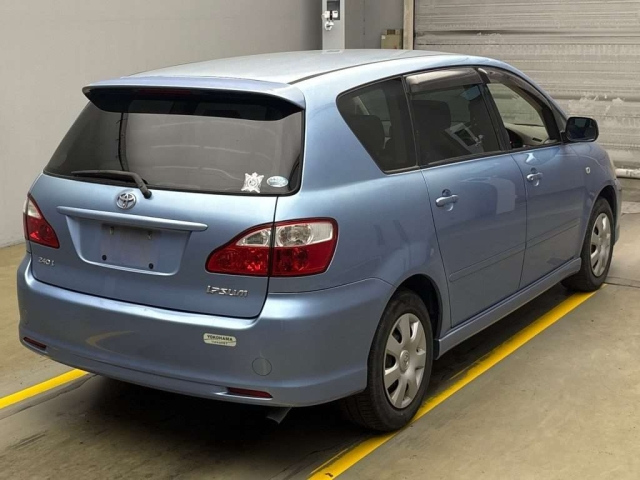 TOYOTA IPSUM 2009