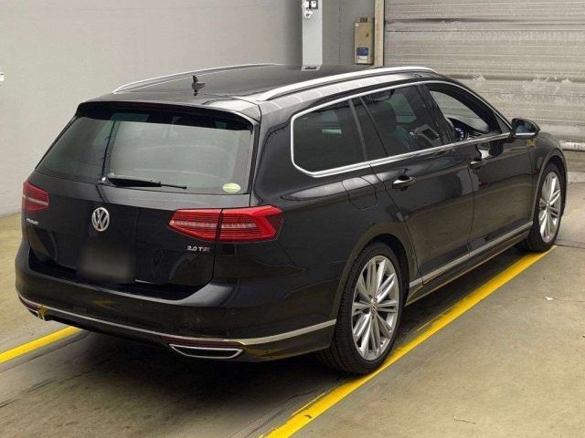 VOLKSWAGEN PASSAT VARIANT 2018