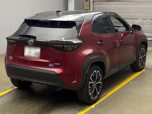 TOYOTA YARIS CROSS 2024