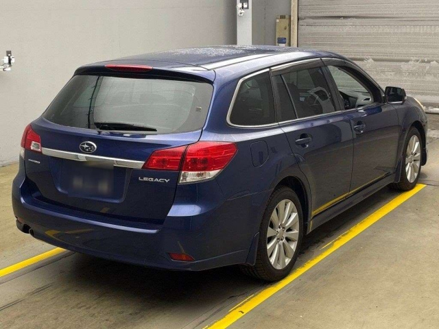 SUBARU LEGACY 2010
