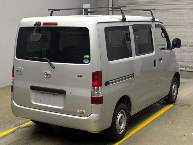 TOYOTA TOWN ACE VAN 2018