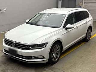 VOLKSWAGEN PASSAT VARIANT 2018