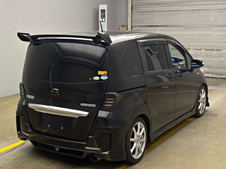 HONDA FREED 2011
