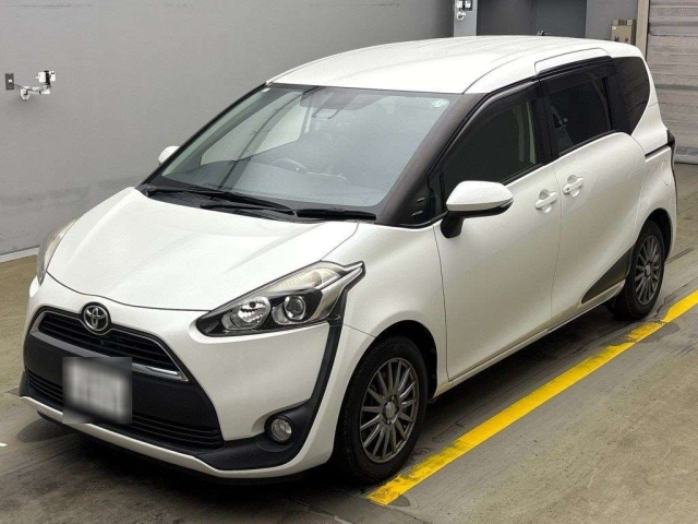 TOYOTA SIENTA 2017