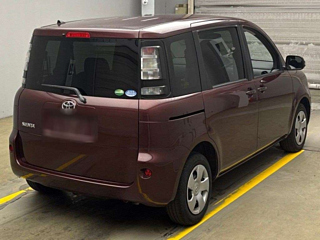 TOYOTA SIENTA 2012
