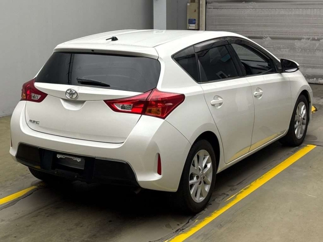 TOYOTA AURIS 2014