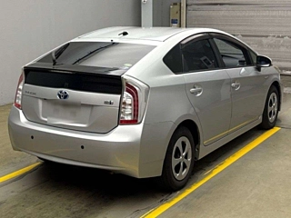 TOYOTA PRIUS 2014