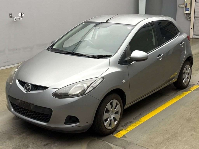 MAZDA DEMIO 2010