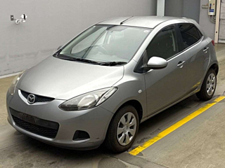 MAZDA DEMIO 2010