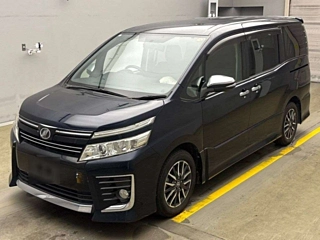 TOYOTA VOXY 2015