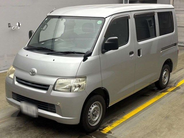 TOYOTA TOWN ACE VAN 2016