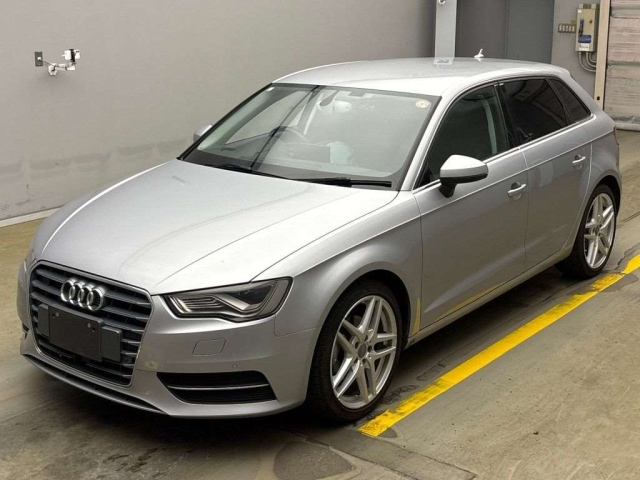 AUDI A3 2015