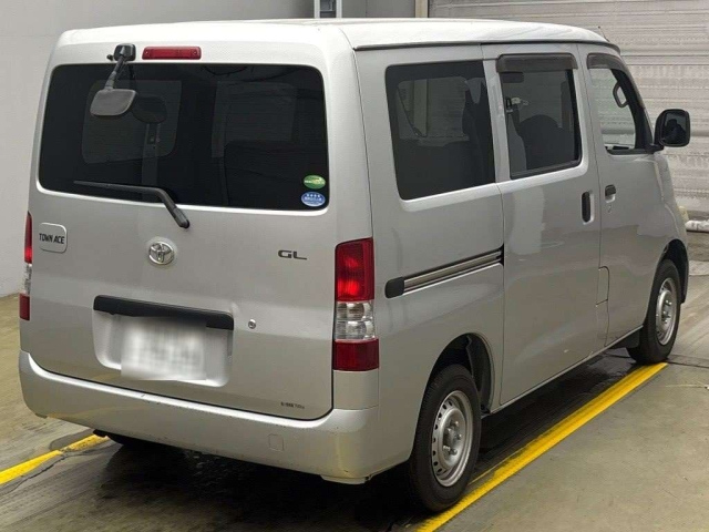 TOYOTA TOWN ACE VAN 2016