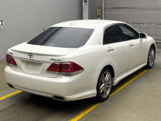 TOYOTA CROWN 2012