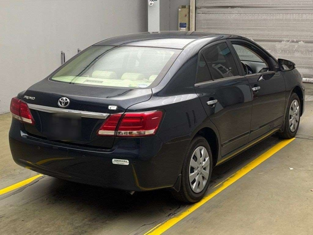TOYOTA PREMIO 2019
