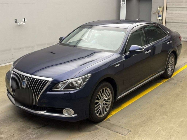 TOYOTA CROWN 2016