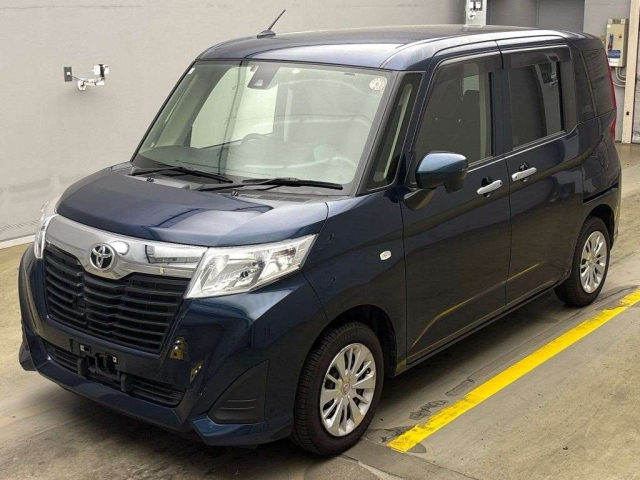 TOYOTA ROOMY 2018