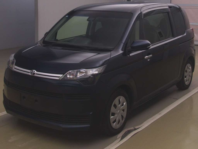 TOYOTA SPADE 2018