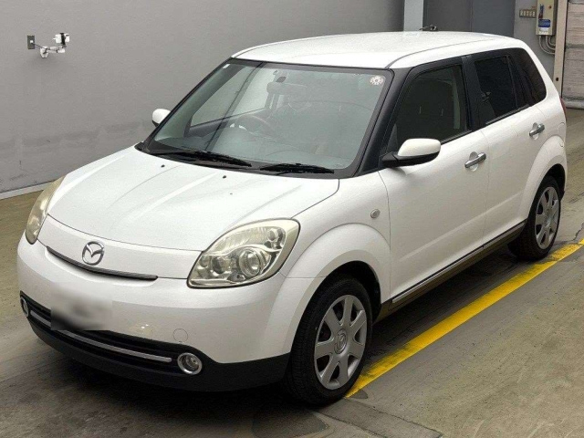 MAZDA VERISA 2009