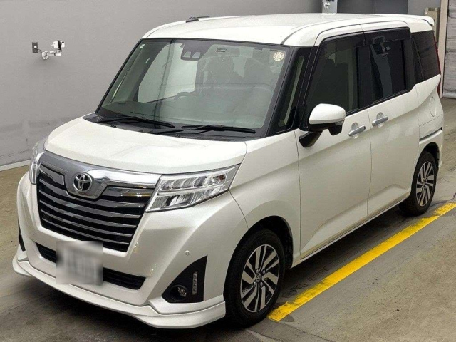 TOYOTA ROOMY 2020