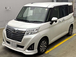 TOYOTA ROOMY 2020
