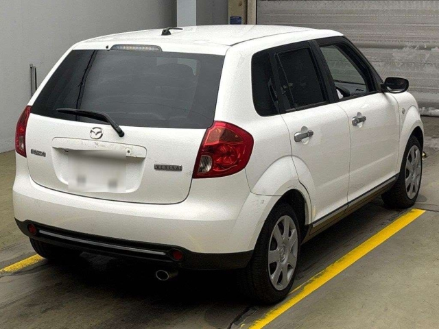 MAZDA VERISA 2009