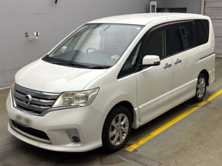 NISSAN SERENA 2011