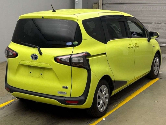 TOYOTA SIENTA 2016