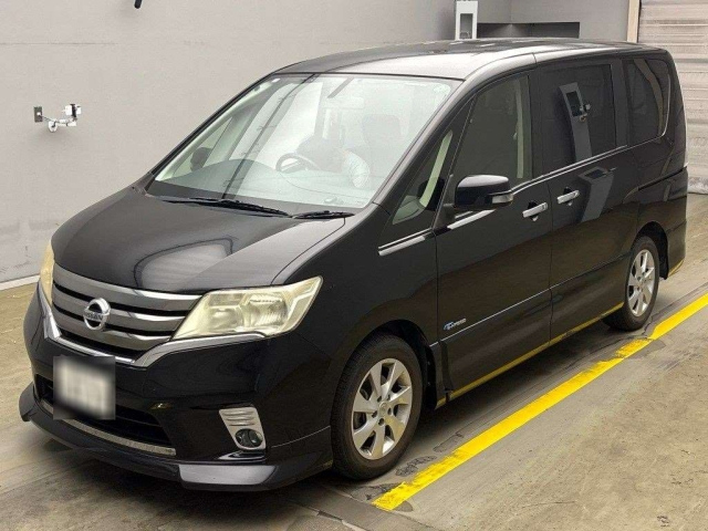 NISSAN SERENA 2013