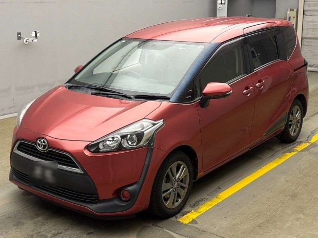 TOYOTA SIENTA 2017